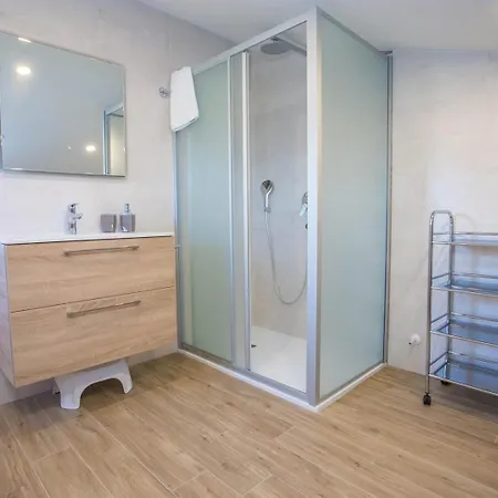 Three Bedroom Milohanic Iv * 포레치