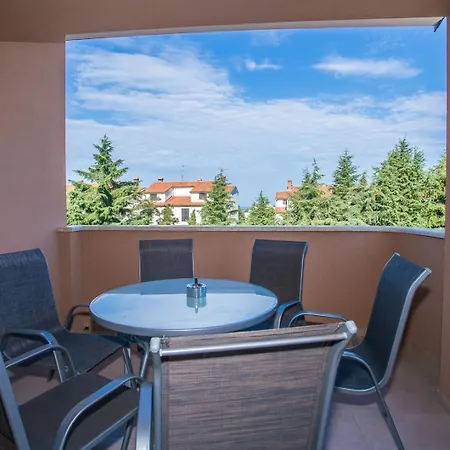 Apartamento Three Bedroom Milohanic Iv *