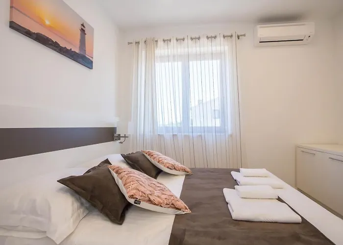 Three Bedroom Milohanic Iv Poreč