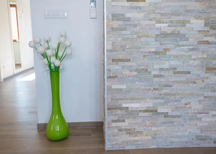 Three Bedroom Milohanic Iv Apartman Poreč