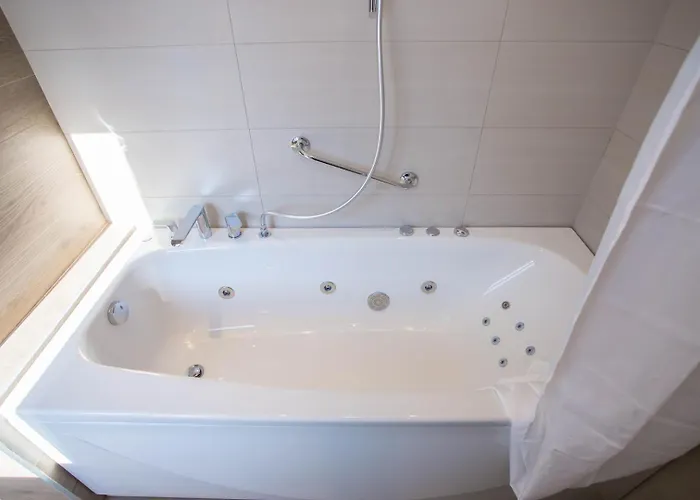 Three Bedroom Milohanic Iv * 포레치